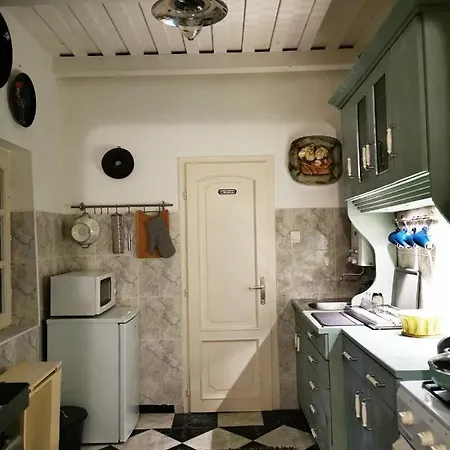 Feriehus Irofeszek Vendeghaz *